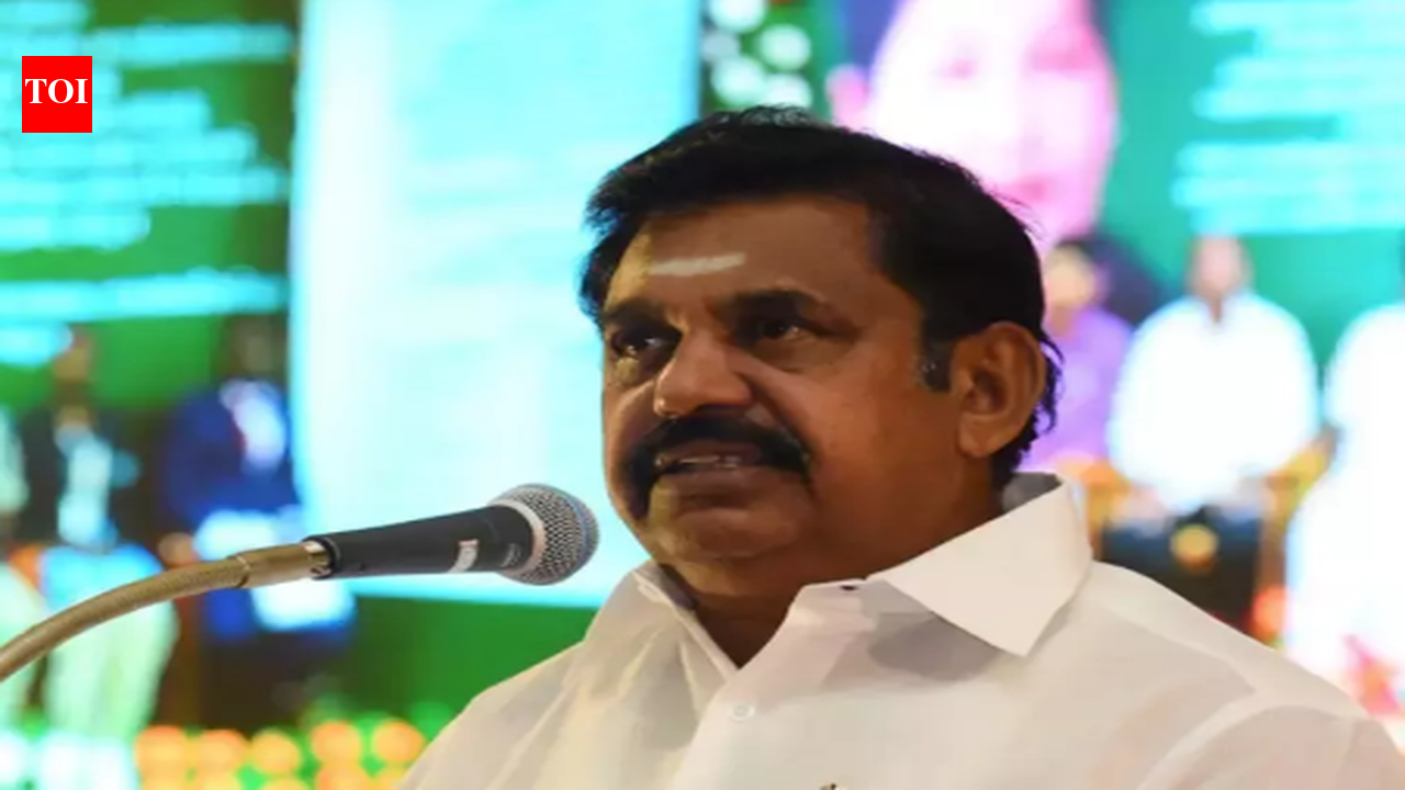 EPS again rules out allowing OPS back into AIADMK despite his public plea