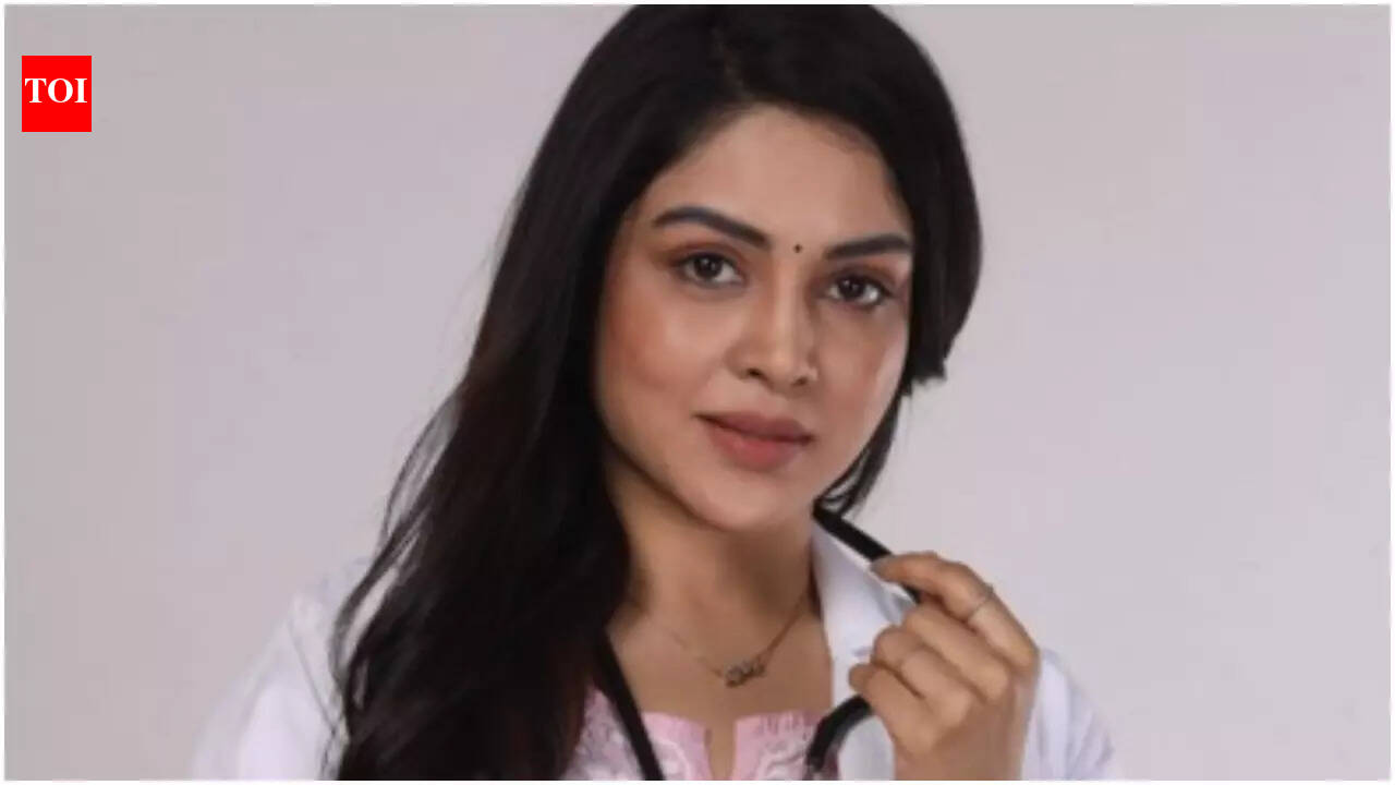 Srishti Singh on playing Vaani in Yaadein: When I wear the doctor’s scrub on-screen, it feels like I am honouring my parents' dream