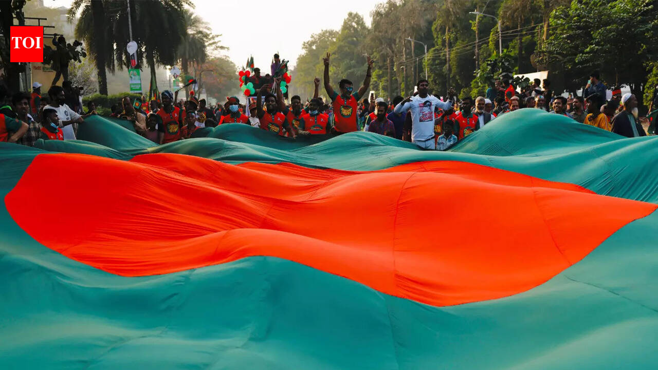 B'desh polls: US issues security alert; warns of political violence, 'extremist attacks'