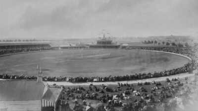 The extra Test: When four pitches were used for 4 innings in a match