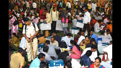 Teachers seek relief as election duty clashes with CTET exams in Maharashtra