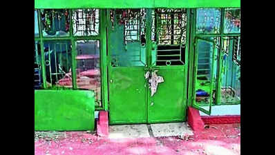 'We will beat up anyone who tries': Right-wing group vows to block rebuilding of Bulleh Shah shrine