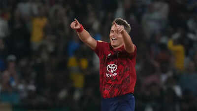 1st T20I: Sam Curran hat-trick powers England to 11-run DLS victory over Sri Lanka