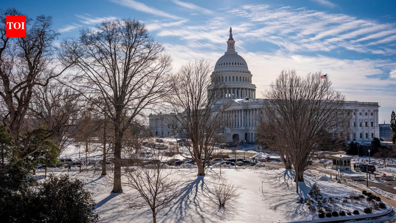 US govt enters partial shutdown after Congress fails to pass 2026 budget