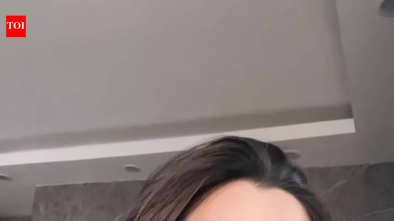 Just Darshana Banik , a Bolly song, and a random vibe check