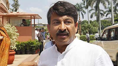 MP Manoj Tiwari files complaint over fake Facebook account; FIR registered