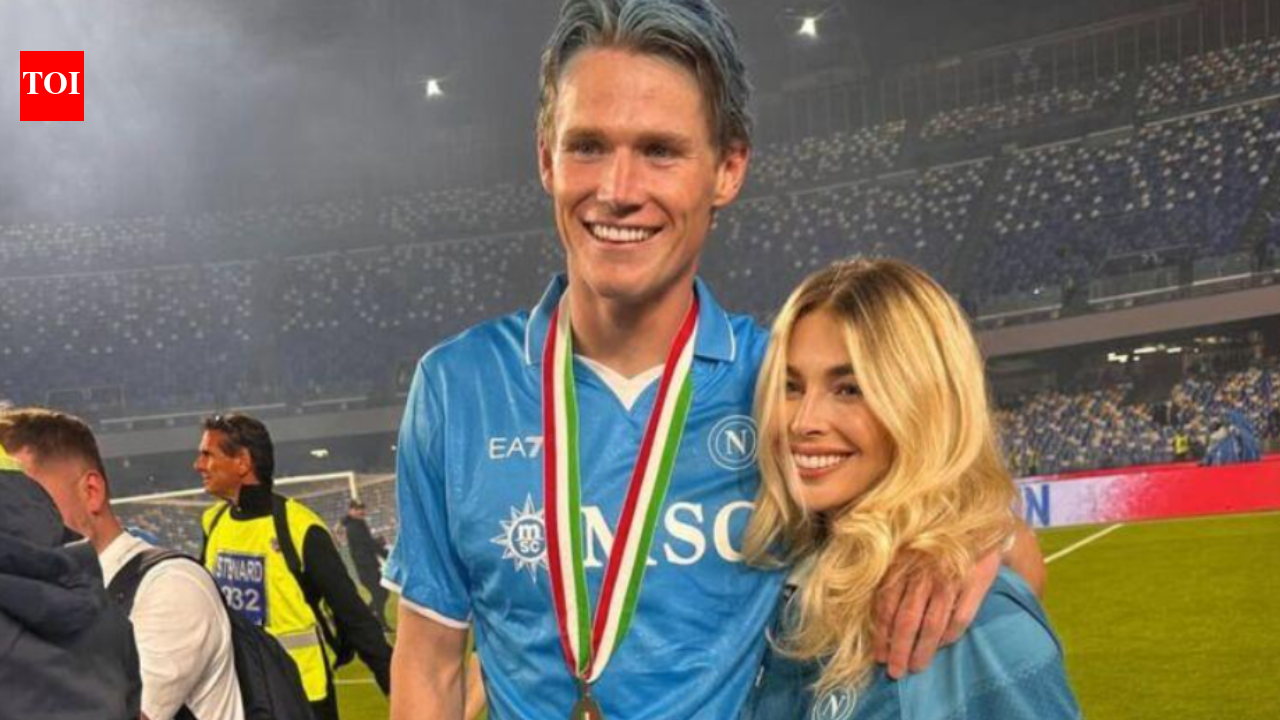 Scott McTominay and Cam Reading combined net worth: Career earnings, lifestyle, and Scotland international's worth today