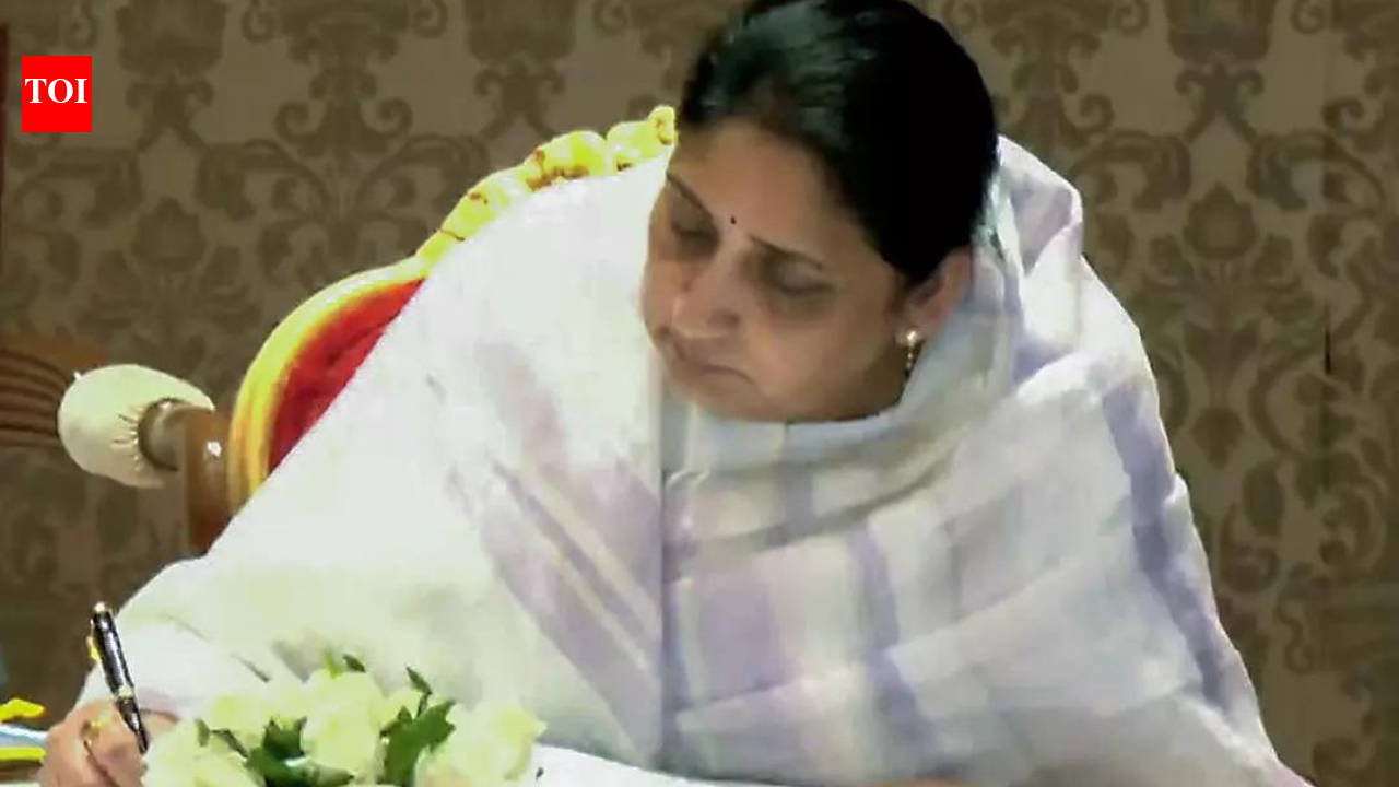 Sunetra Pawar is new Maha dy CM: Wives who inherited husbands' political legacy