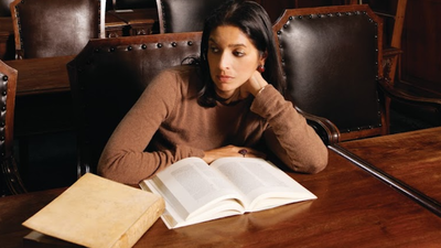 Jhumpa Lahiri questions the mother tongue — and the need to belong