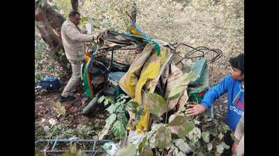 6 returning from Odisha after Jagannath temple visit dead after speeding container truck crushes 2 autos in Agra