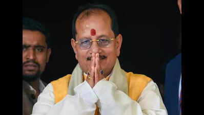 Dy CM hears land-related grievances in Darbhanga