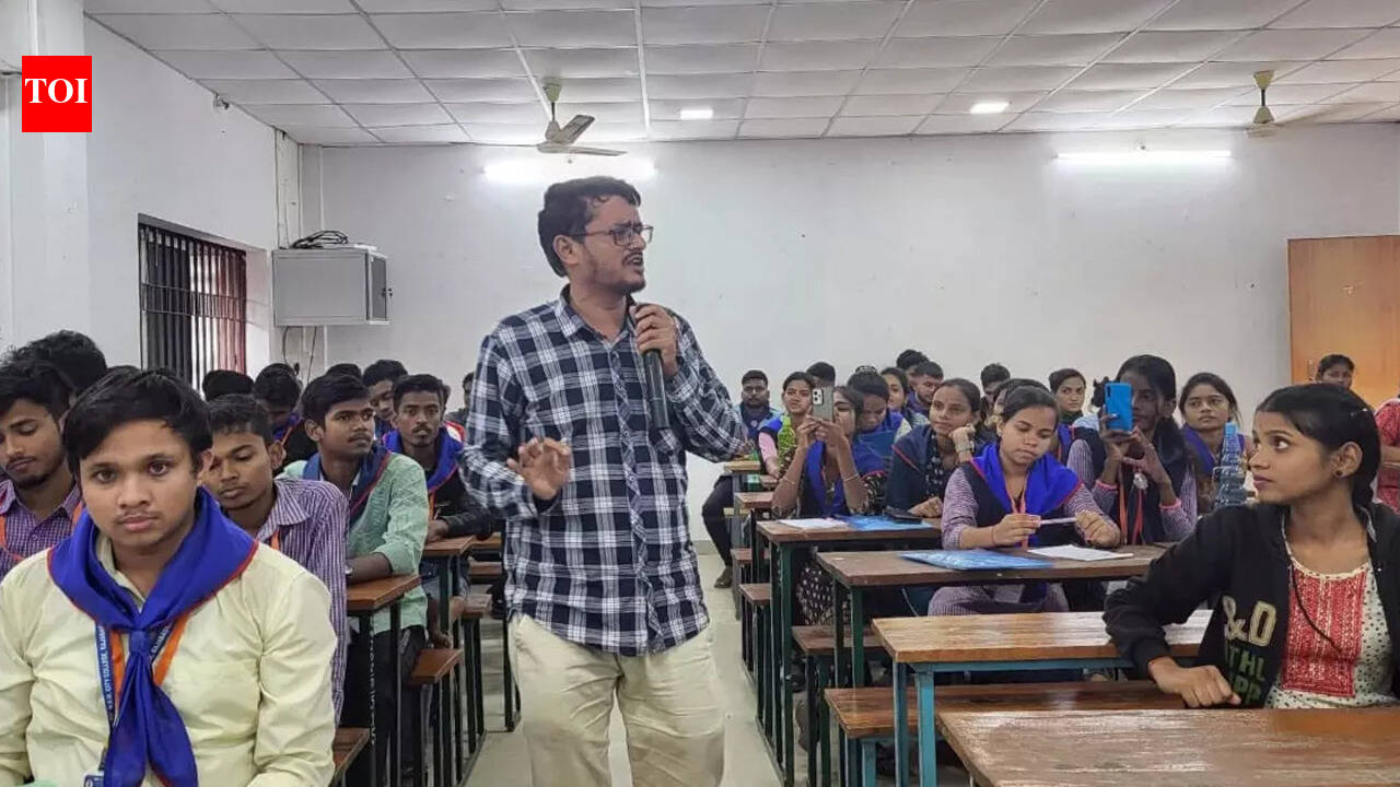 Social worker fighting against tobacco abuse since 2 decades