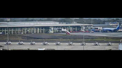S Korea’s Black Eagles Jets Halt In City For RefuellingSouth Korea’s Black Eagles Halt In City For Refuelling