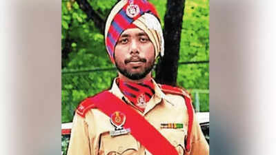 Mystery shot kills cop guarding luxury car showroom in Ludhiana; deployed amid gang threats