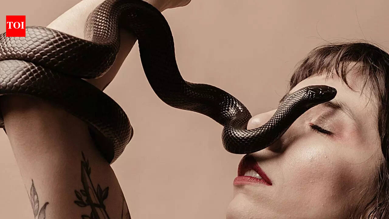 Yoga with pythons! Portland’s new wellness craze involves stretching with live snakes