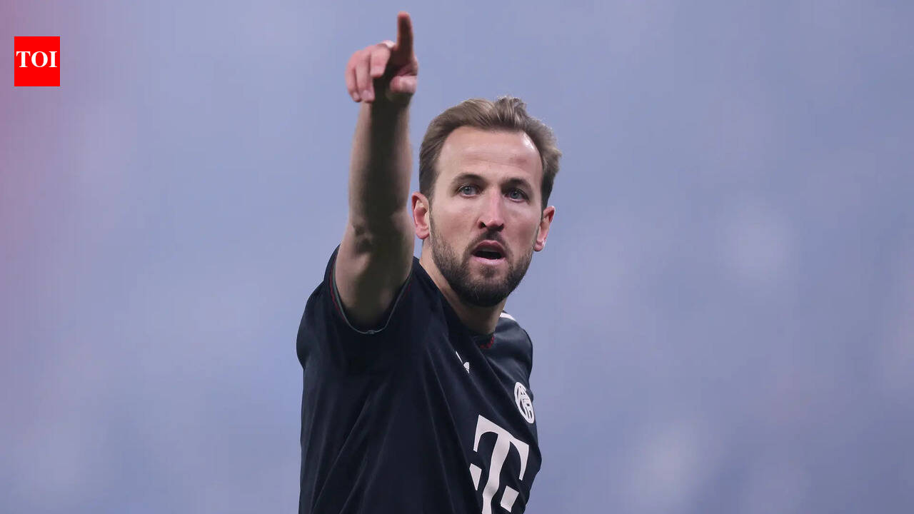 Bayern Munich held by Hamburger SV as Borussia Dortmund eye title race comeback