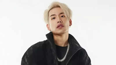 Rising singer-songwriter Iceamoureux shares what inspired his style and music