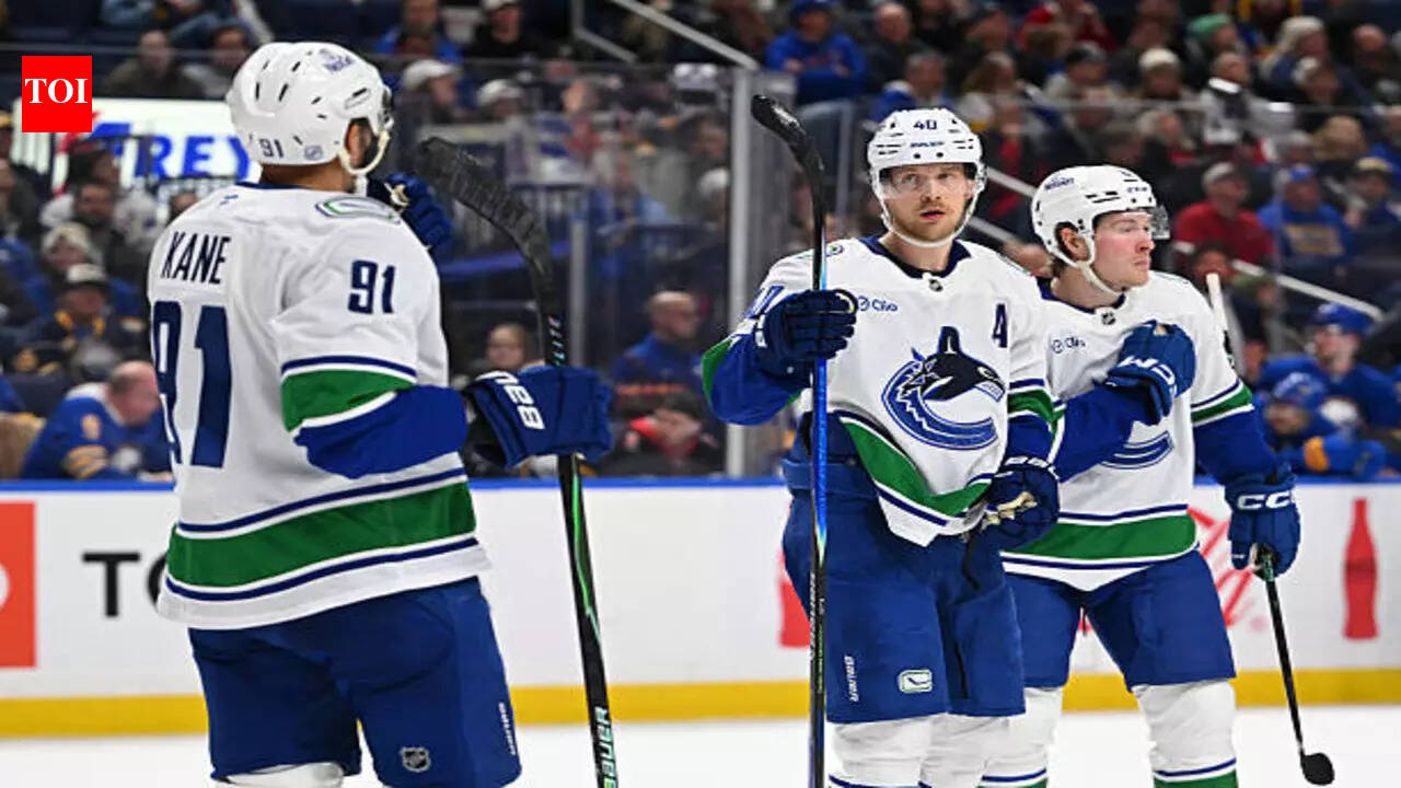 Vancouver Canucks rebuild produces bright spots despite 3-2 shootout loss to Toronto Maple Leafs