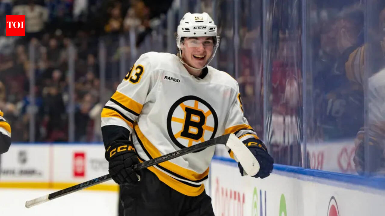 NHL selects Boston Bruins forward Fraser Minten as Rookie of the Month for January after Jeremy Swayman