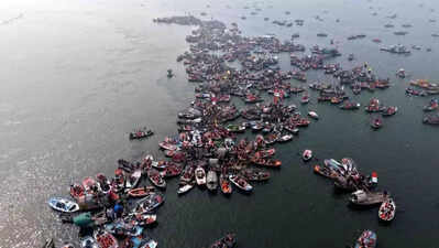 Over 2cr take sacred dip at Sangam on Maghi Purnima