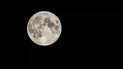 Can you still see the full moon tonight?