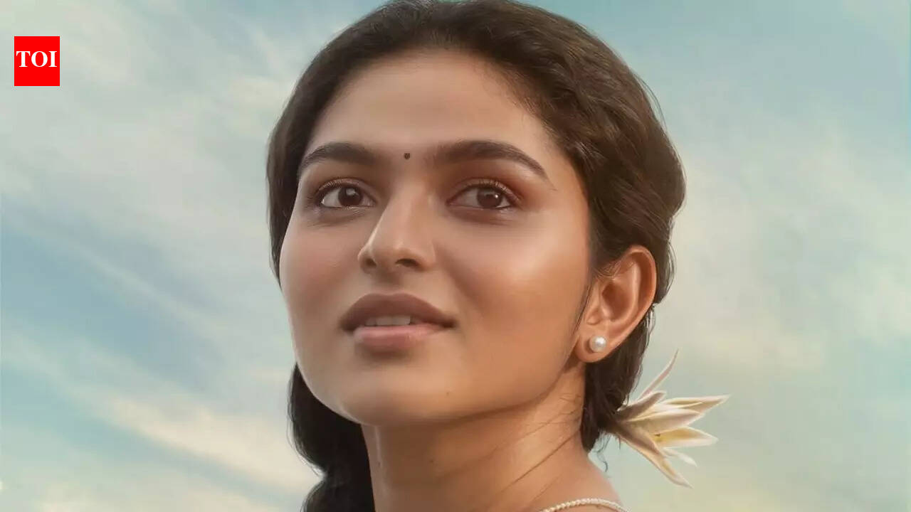 Kayadu Lohar is the ‘soul’ of Tovino Thomas’ ‘Pallichattambi’; Character POSTER out