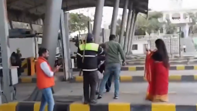 FASTag glitch triggers violence in UP: Toll plaza employees thrash woman lawyer’s family; 2 arrested
