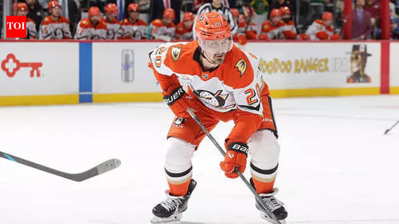 Chris Kreider's two-goal night leads Anaheim Ducks to dominate Vegas Golden Knights