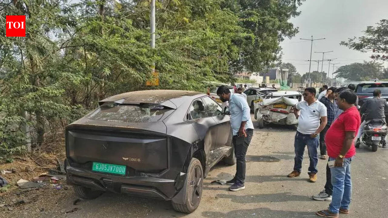 Three injured as electric SUV hits scooter, two cars