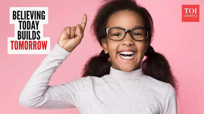 குழந்தைகளுக்கான அன்றைய மேற்கோள்: "நாளையை நாம் உணர்ந்து கொள்வதற்கான ஒரே வரம்பு இன்றைய நமது சந்தேகங்கள் மட்டுமே." - பிராங்க்ளின் டி. ரூஸ்வெல்ட்