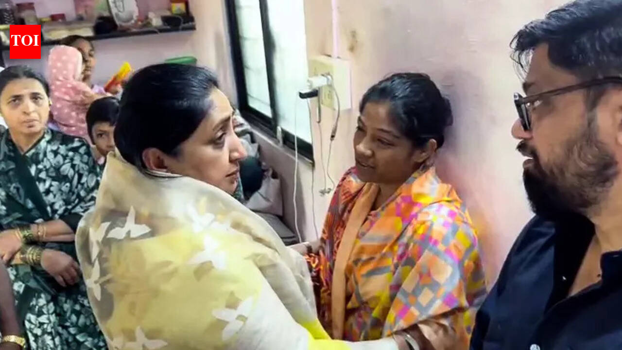 NCP vs NCP(SP): Bhujbal, Mushrif deny merger talks were on