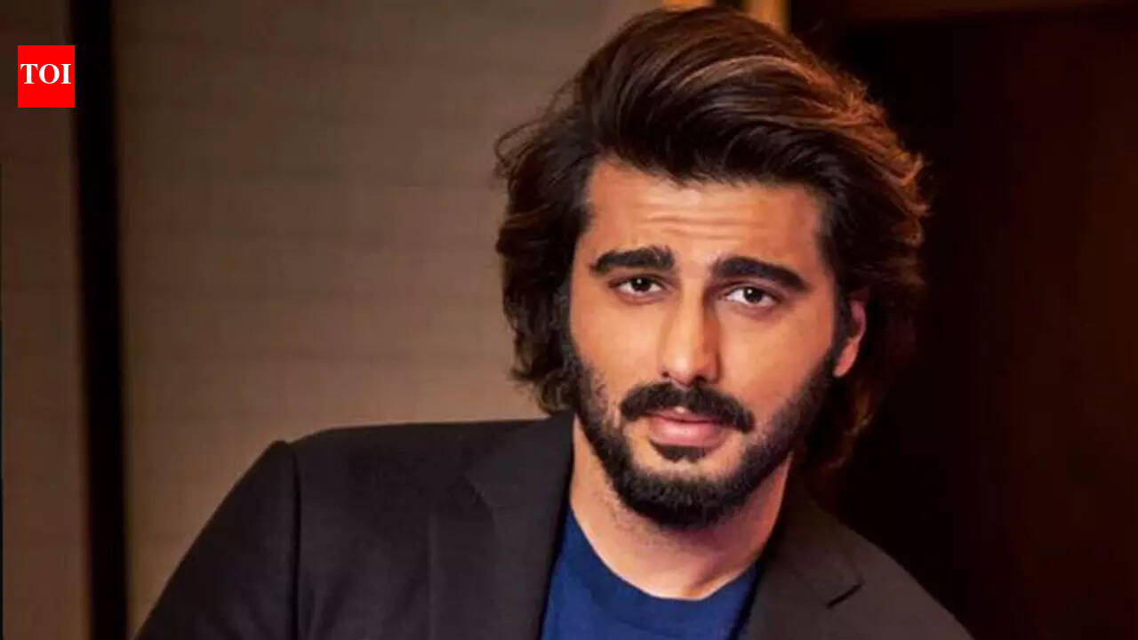 ‘हाल ही में जिंदगी मेरे लिए बहुत क्रूर हो गई है’: अर्जुन कपूर ने मां मोना कपू को जन्मदिन पर भावपूर्ण श्रद्धांजलि दी