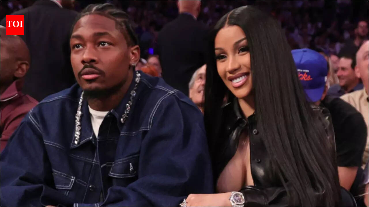 Stefon Diggs sparks Super Bowl buzz, says Cardi B proposal is 'on the agenda'