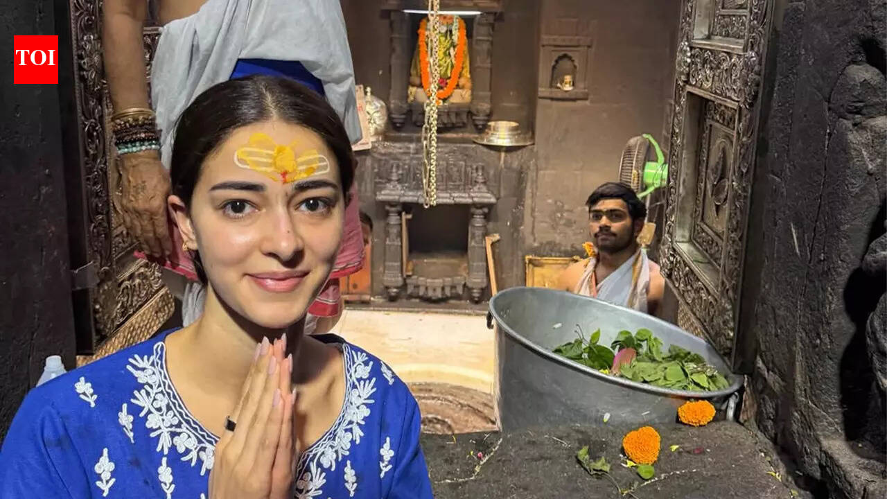 Pics: Ananya Panday visits Trimbakeshwar Jyotirlinga, calls it 'the beginning of the best journey'