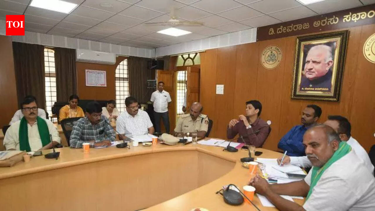 Sugarcane growers’ pending dues to be cleared in 15 days: Mysuru DC