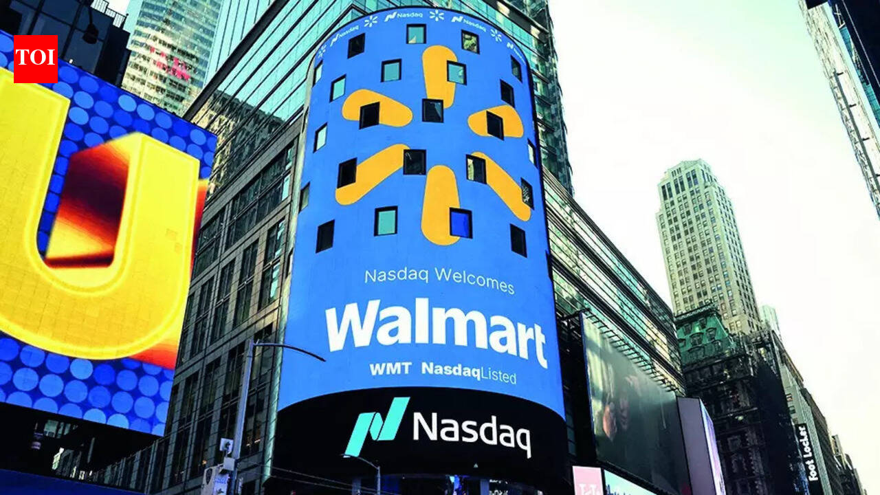 Walmart hits $1 trillion market cap, days after new CEO made it clear that he is willing to change everything except ...