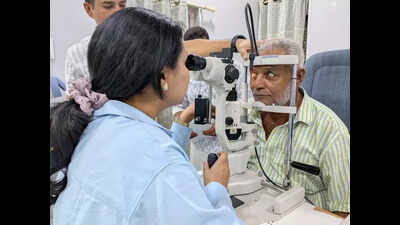 Southern Command medical units screen 2,500 people for eye problems in 120 border villages