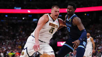 Match de basketball entre les Denver Nuggets et les Memphis Grizzlies