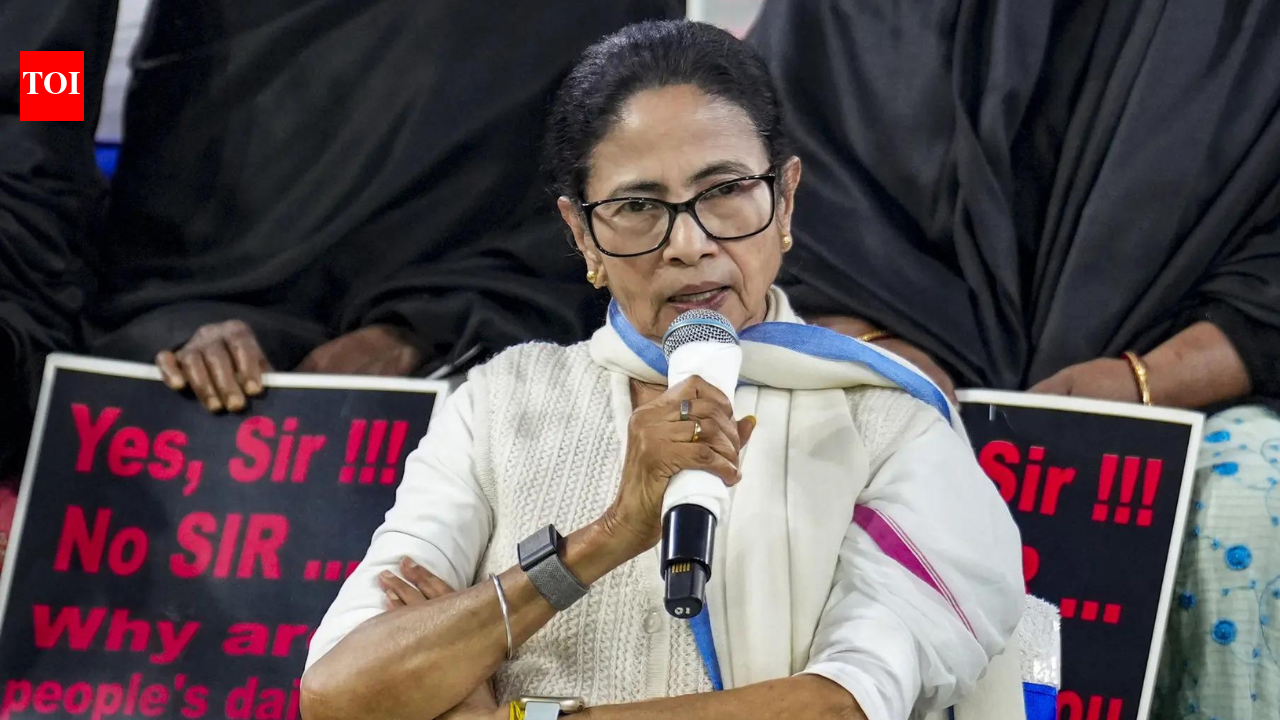 Mamata Banerjee vs EC: Supreme Court hearing to begin on SIR