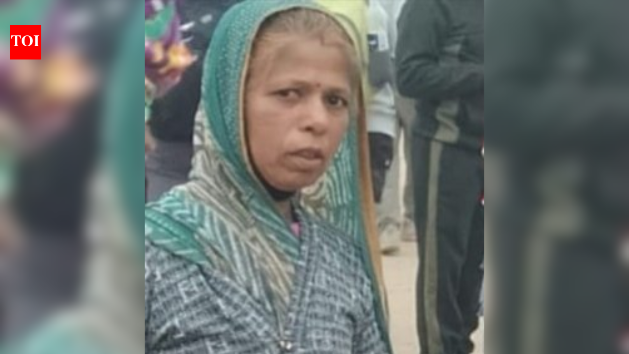 Anganwadi cook saves 20 children from bee attack, gets stung repeatedly, dies