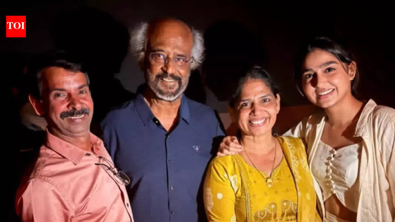 Anaswara's heartwarming encounter with Rajinikanth