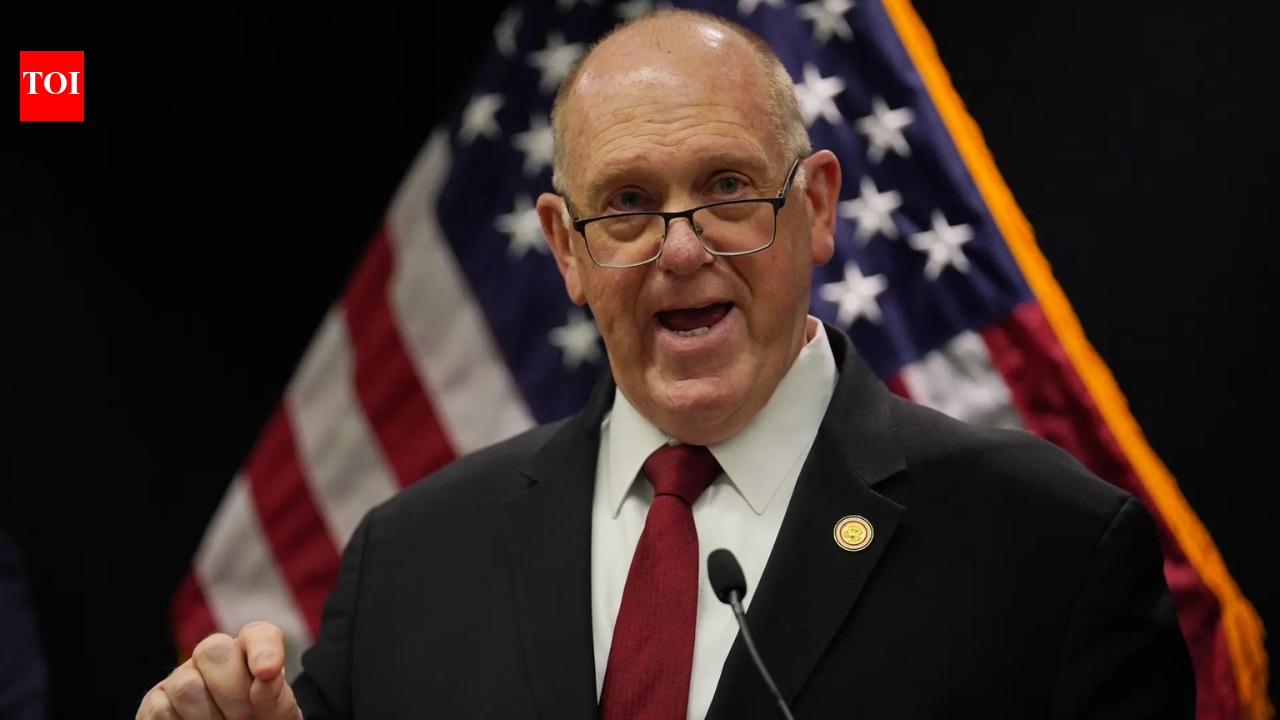 Tom Homan announces withdrawal of 700 immigration agents in Minnesota