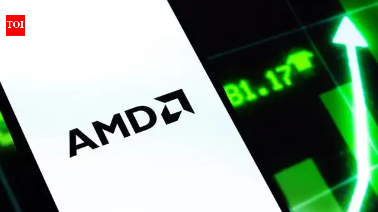 Tech stock pressure: AMD slumps 15.7%, fresh selling in software stocks drag US markets lower