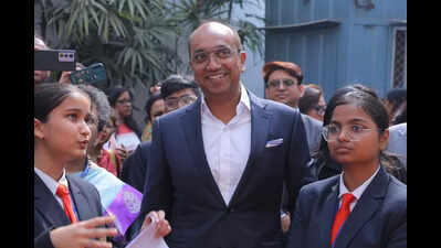 Park St school celebrates 50 yrs