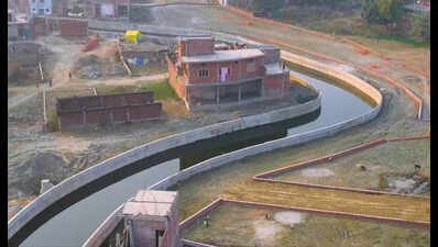 Rs495-cr drain nears completion in Gkp