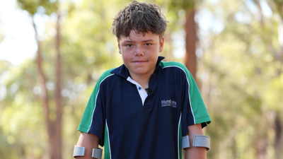 ‘Lots of foreigners on the beach’: Australian teen whose family was swept away in the sea struggled to get help on shore