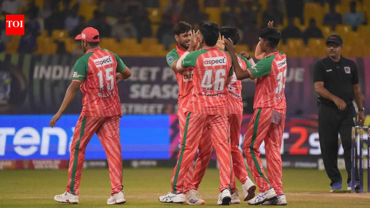 ISPL: Vivek Shelar, Krushna Gawali power Tiigers of Kolkata past Majhi Mumbai