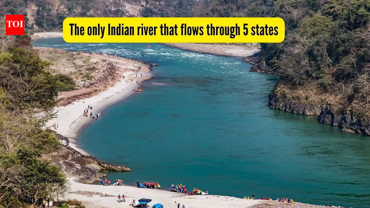 The only river that flows through 5 states of India and what are the other things which makes it unique