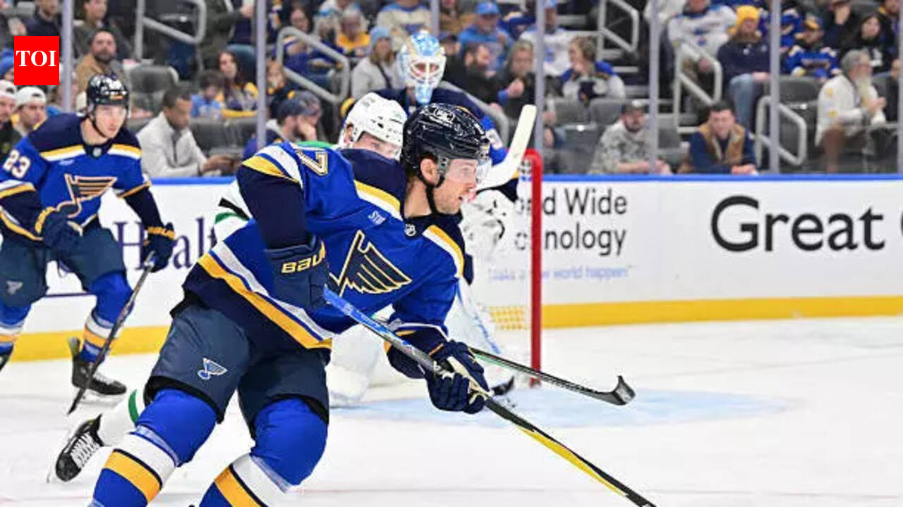 New Jersey Devils trade St. Louis Blues forward Nick Bjugstad just before NHL roster freeze deadline