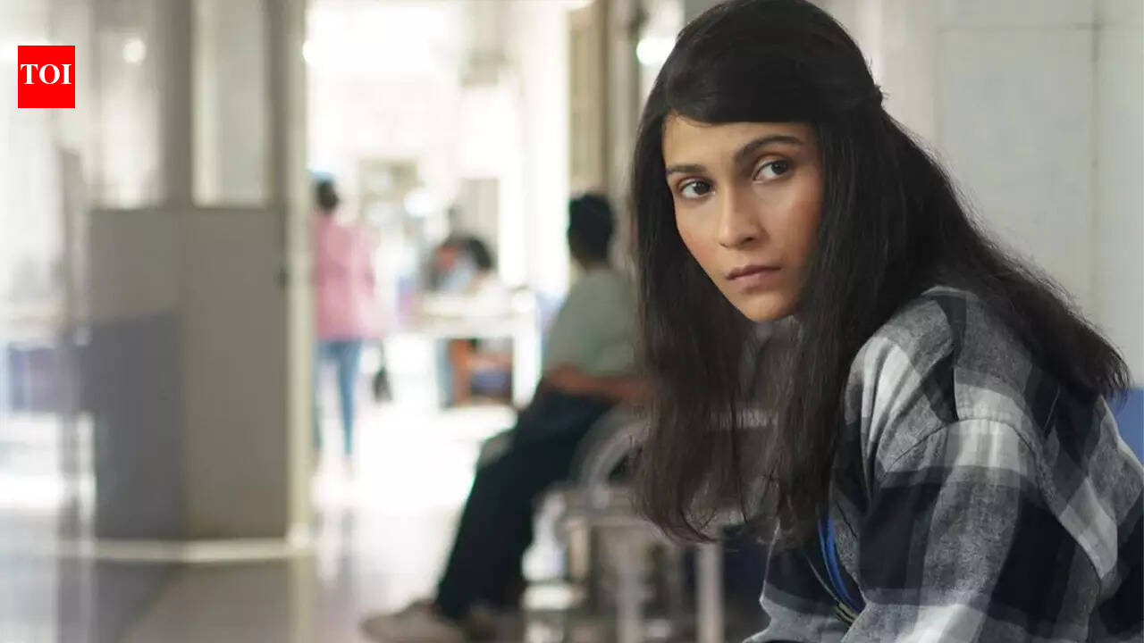 Who is Samara Tijori? All about Deepak Tijor's daughter who has appeared in ‘Daldal’ as antagonist and in 'Bob Biswas'